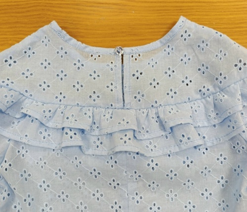 Как сшить блузу с воланом для девочек. Фото-мастер-класс. фото