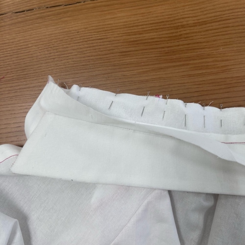 Блуза с декоративным бантом. Инструкция по пошиву фото