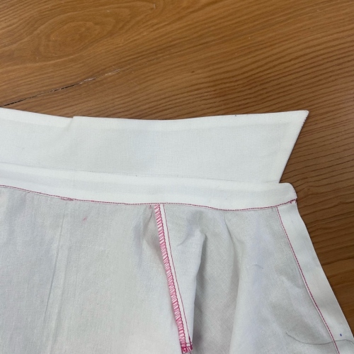 Блуза с декоративным бантом. Инструкция по пошиву фото