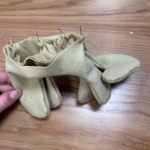 Выкройка мягкой игрушки «Лошадка Гриша» фото