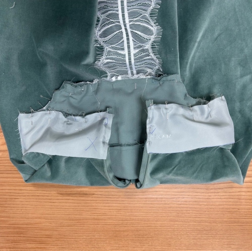 Выкройка детского сарафана «Аня» фото