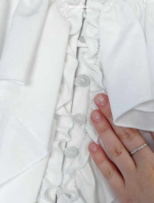 В центре внимания: блуза «Джоконда» фото