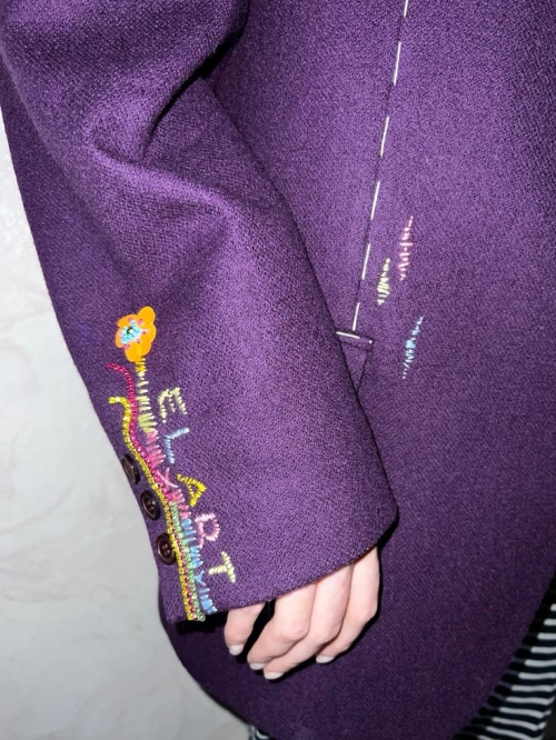 Вышивка на верхней одежде фото