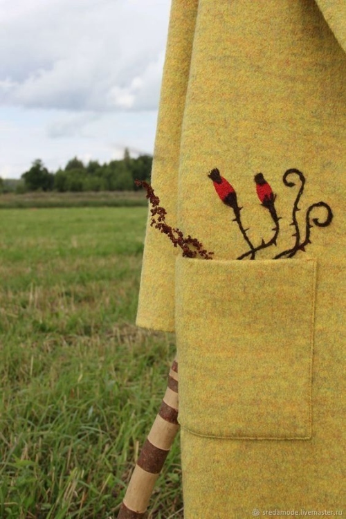 Вышивка на верхней одежде фото