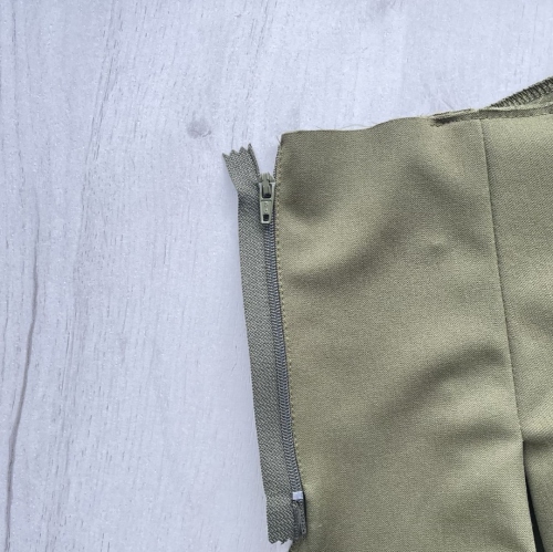 Купить выкройку Выкройка женских брюк. Коллекция «Пятница» онлайн - скидка 56 ₽ фото