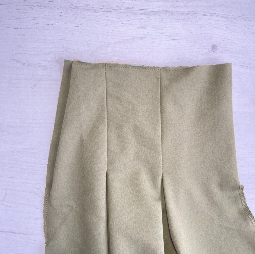 Купить выкройку Выкройка женских брюк. Коллекция «Пятница» онлайн - скидка 56 ₽ фото