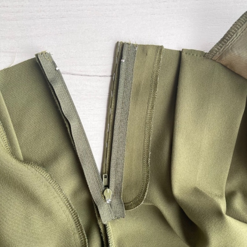 Купить выкройку Выкройка женских брюк. Коллекция «Пятница» онлайн - скидка 56 ₽ фото