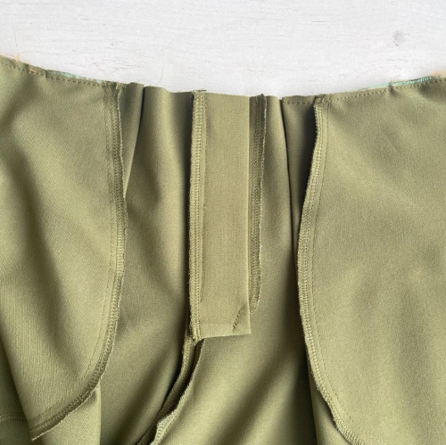 Купить выкройку Выкройка женских брюк. Коллекция «Пятница» онлайн - скидка 56 ₽ фото