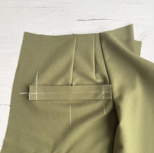 Купить выкройку Выкройка женских брюк. Коллекция «Пятница» онлайн - скидка 56 ₽ фото