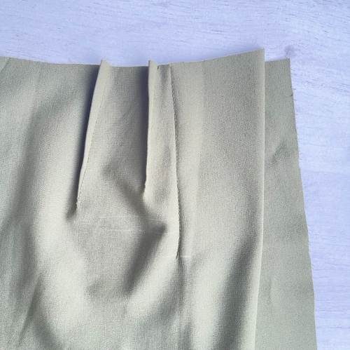 Купить выкройку Выкройка женских брюк. Коллекция «Пятница» онлайн - скидка 56 ₽ фото