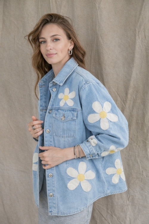 Обычная джинсовка — необычные решения фото