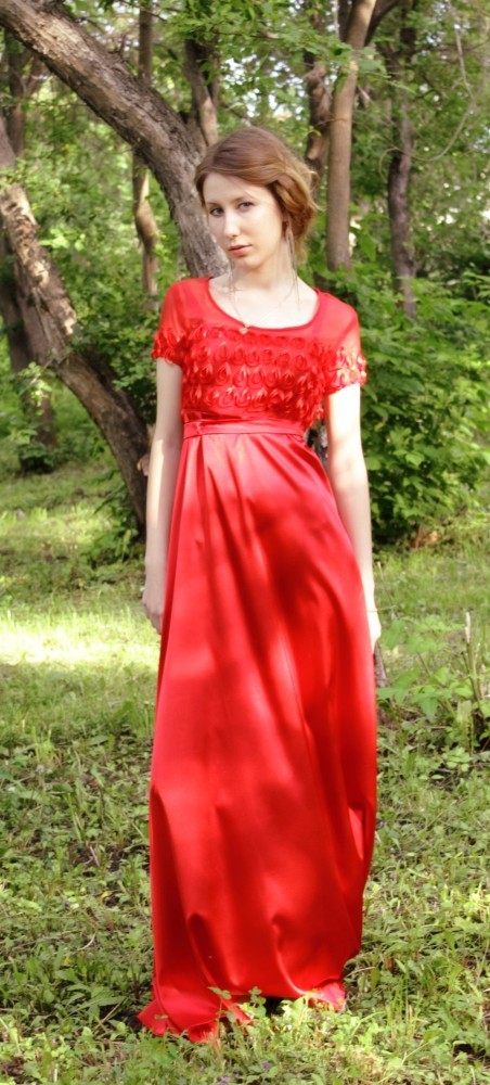 Красное платье фото