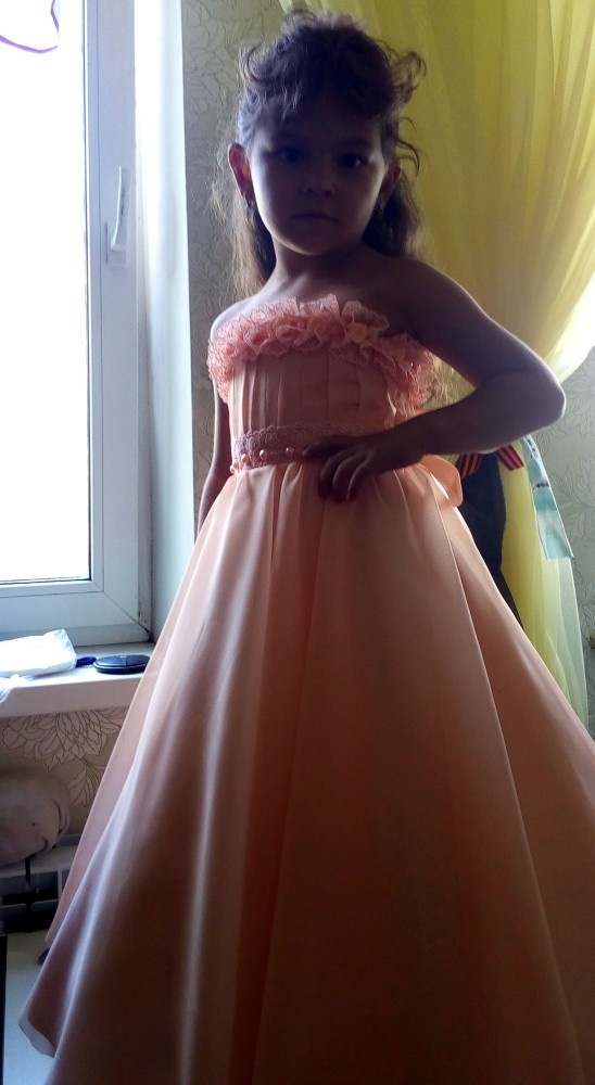 Платье ко Дню рождения доченьки. Сама именинница назвала платье "Маленькая фея" фото