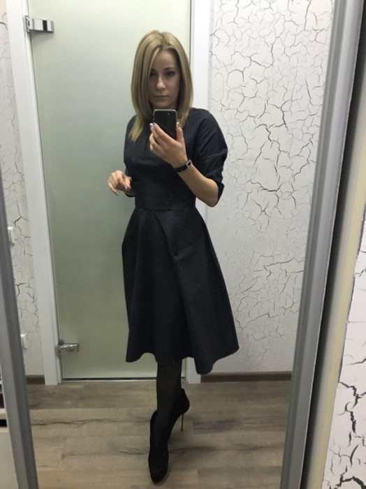 Платье в ретро стиле)