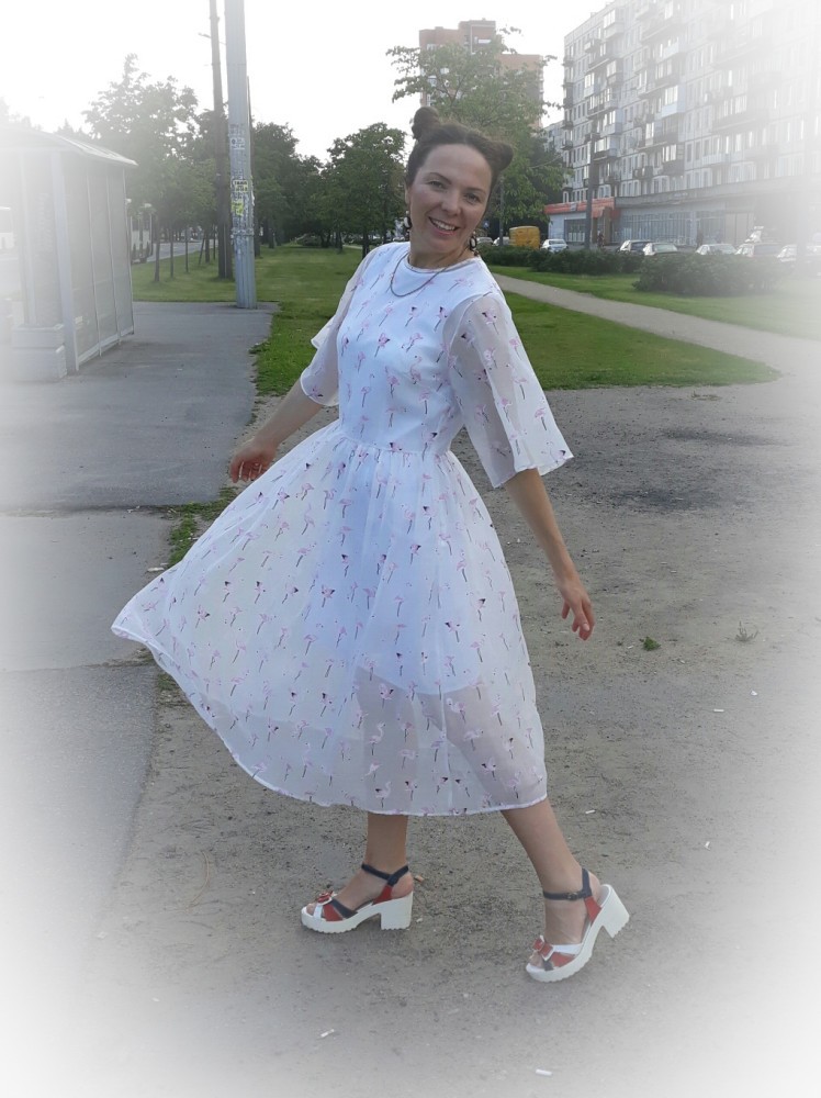 Волшебное платье по выкройке коктельного платья-миди фото