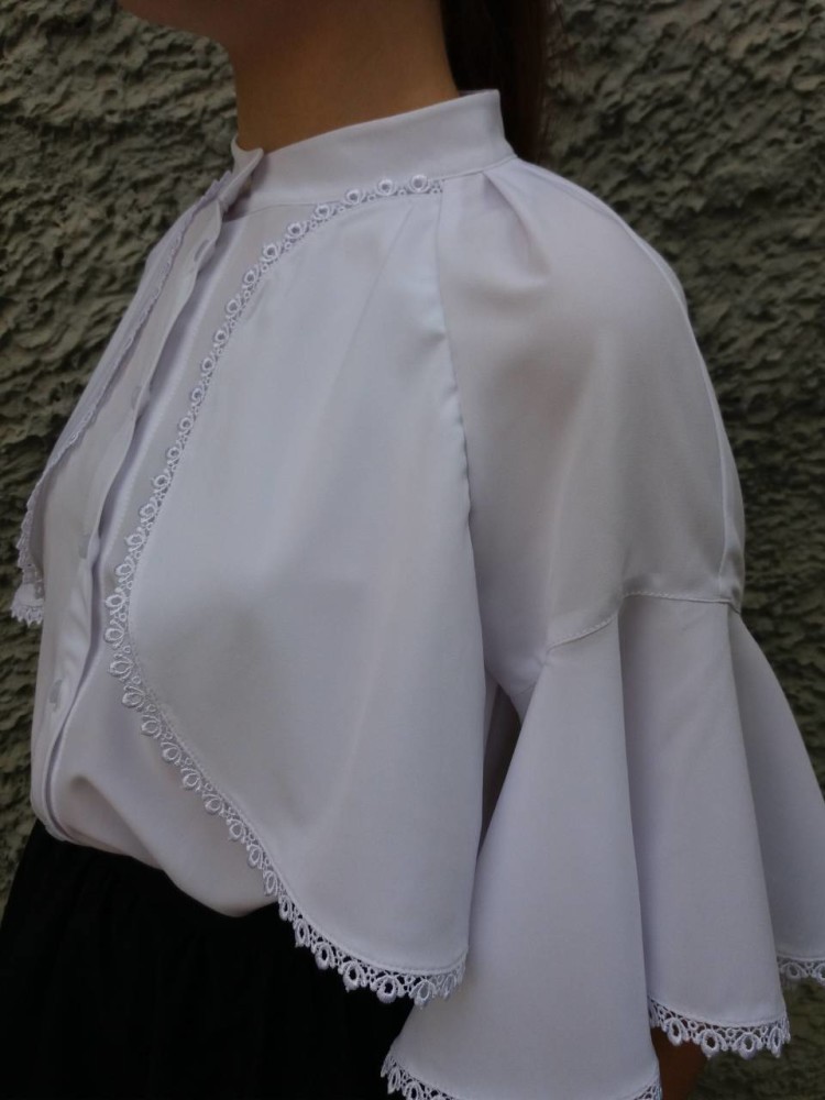 Блуза в романтическом стиле фото