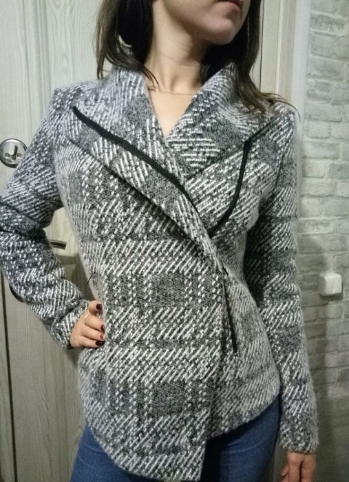 Потрясающее мото-пальто