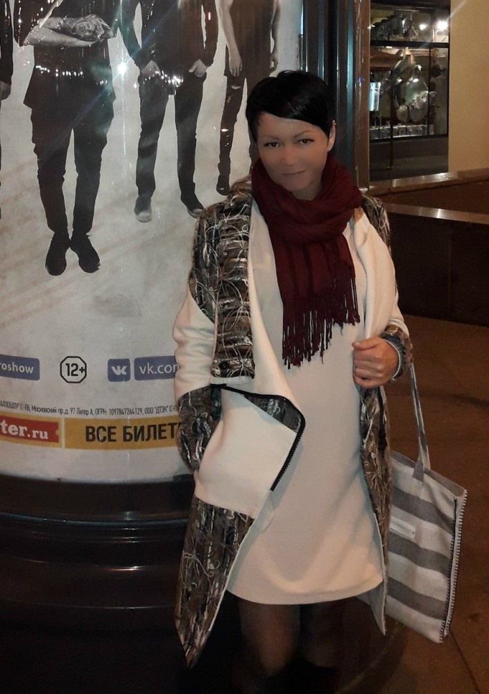 Пальто с высоким воротом фото