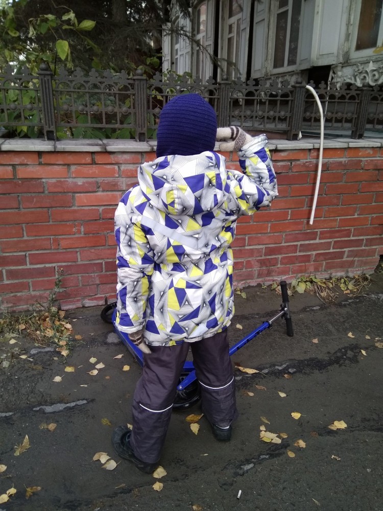 Детская куртка с рукавом реглан фото