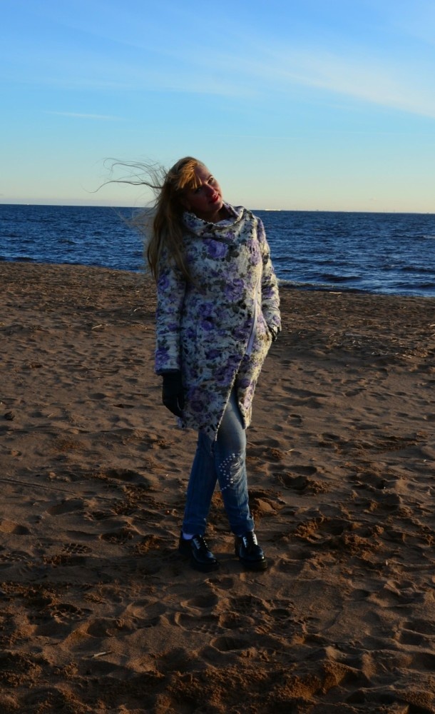 Моя первая работа по выкройке сайта. Пальто фото