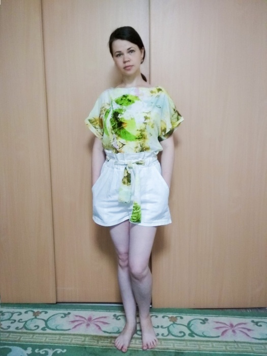 Базовый топ и шорты уикенд