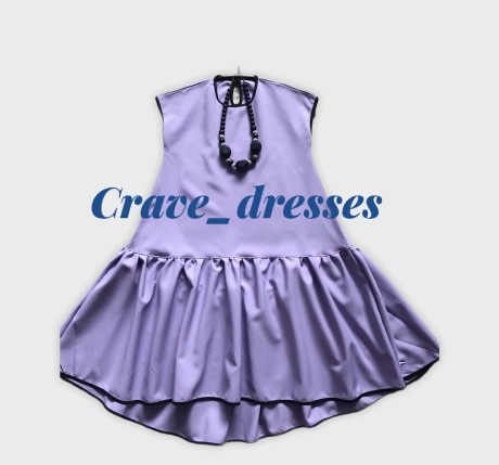 Платье А-силуэта с воланом фото