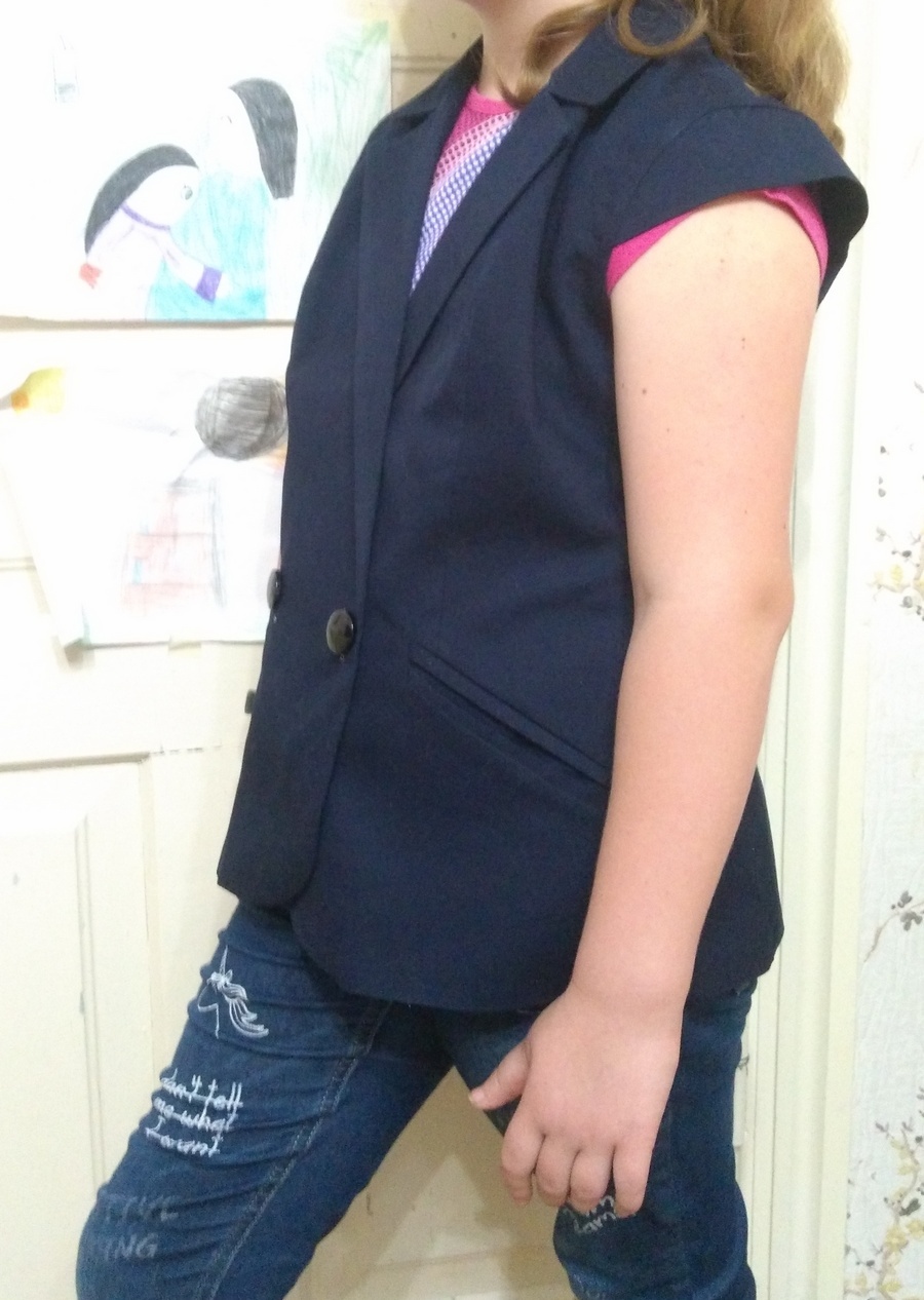 Школьный жилет  фото