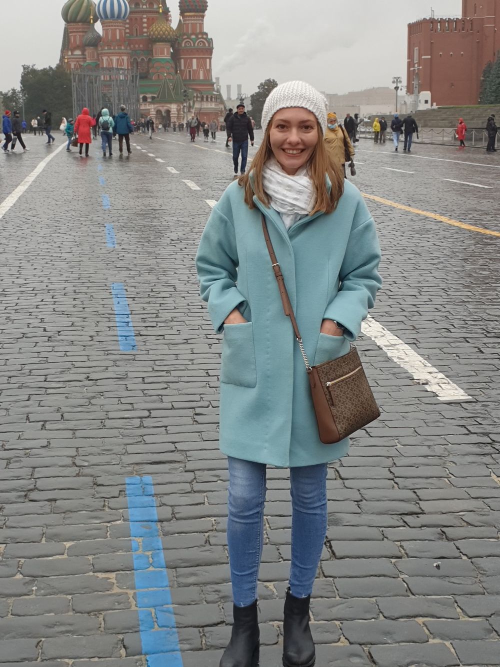 Голубенькое пальтишко фото