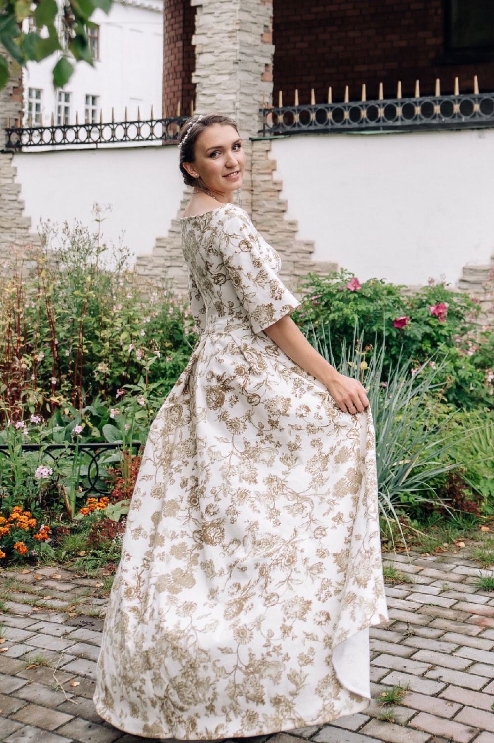 Сшито по выкройке торжественного платья фото