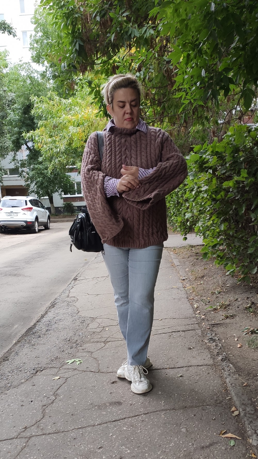 Любимый свитер-кейп  фото