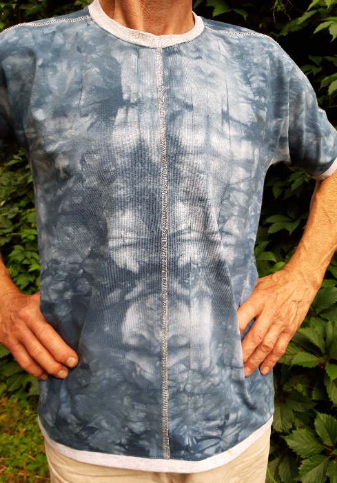 Мужская футболка фото