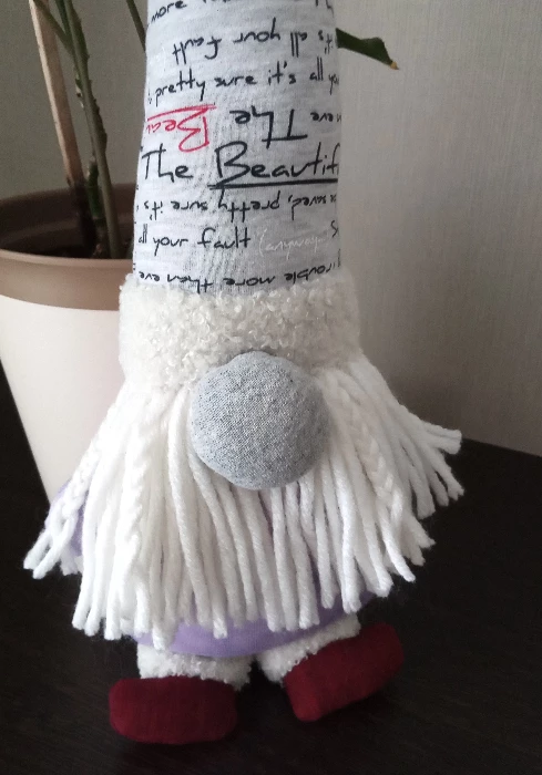 Новогодний гном