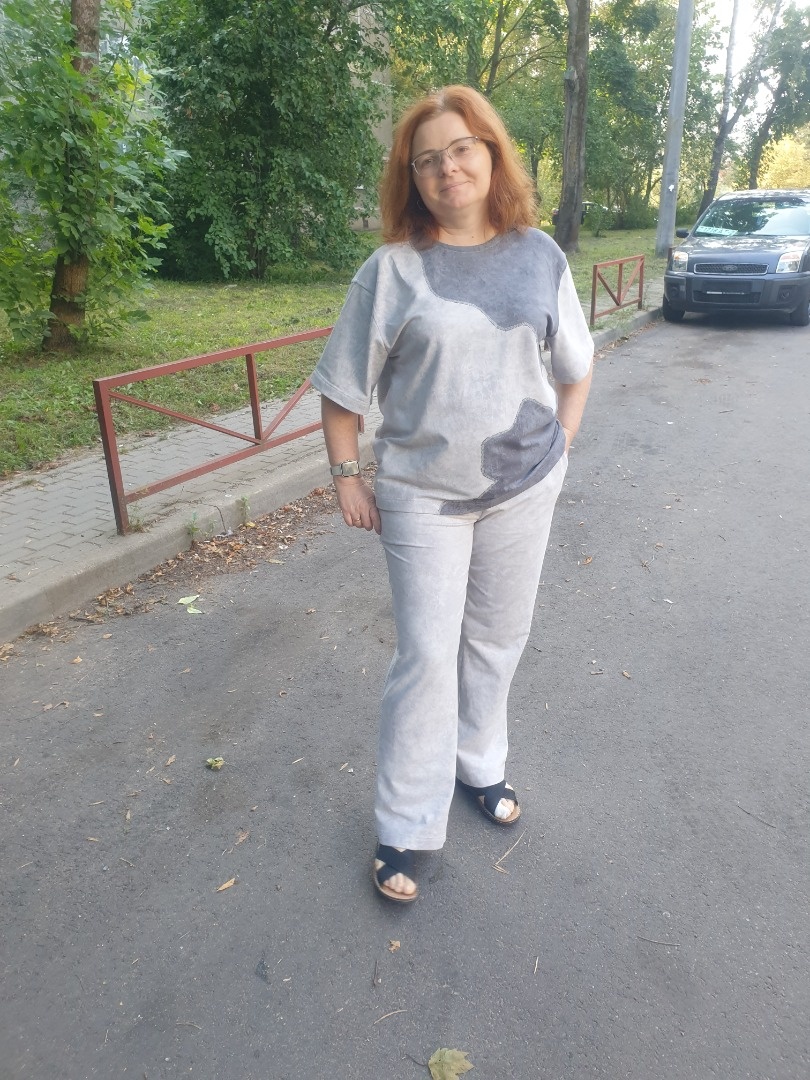 Костюм для прогулок фото