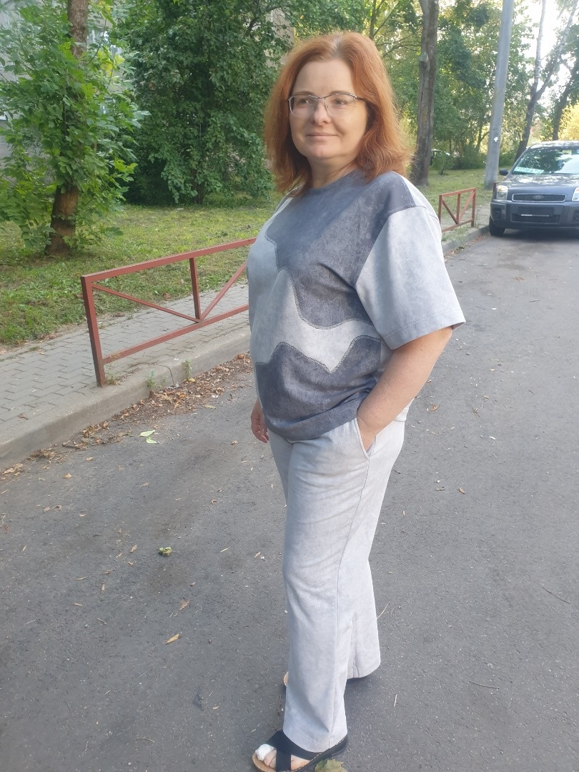 Костюм для прогулок фото