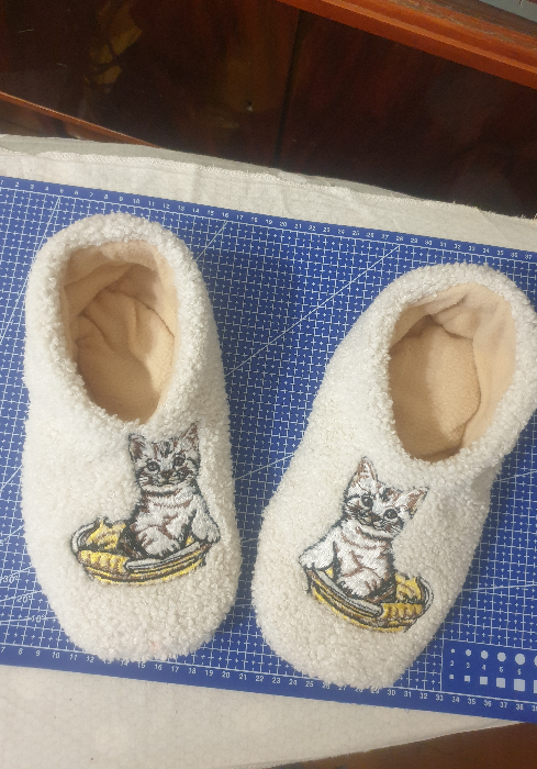 Тапочки с вышивкой