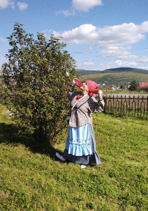 Ой ты, полюшко-поле))