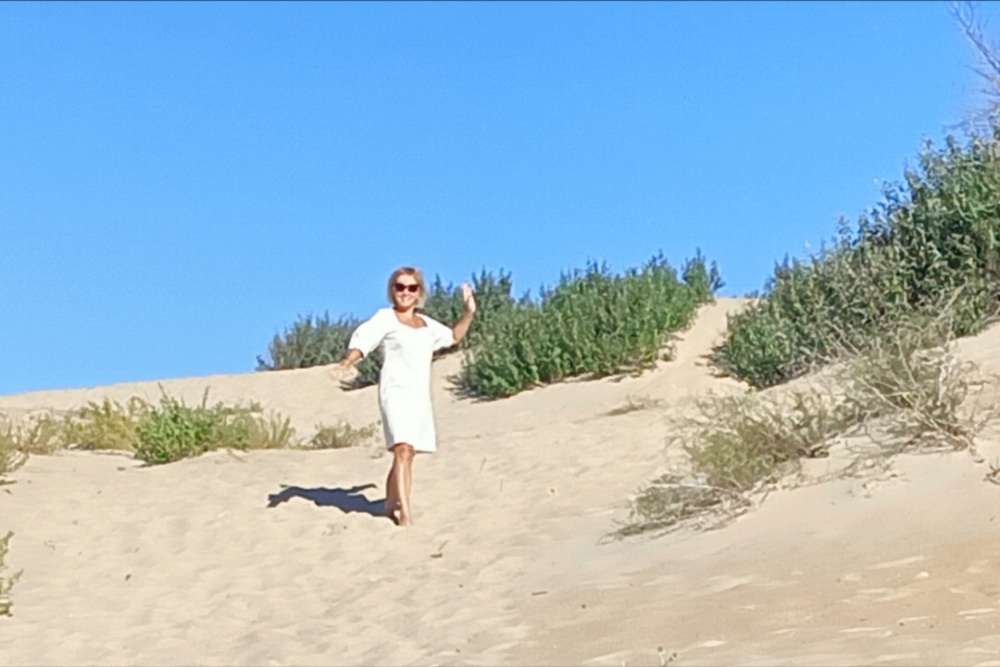 Платье Тая по бесплатной выкройке. Материал — лен.  фото