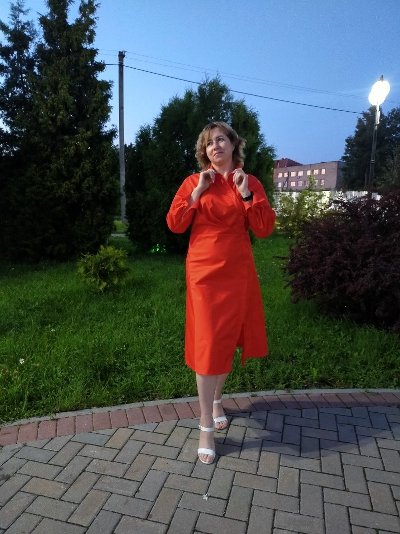 Красное платье «Сентябрь» фото