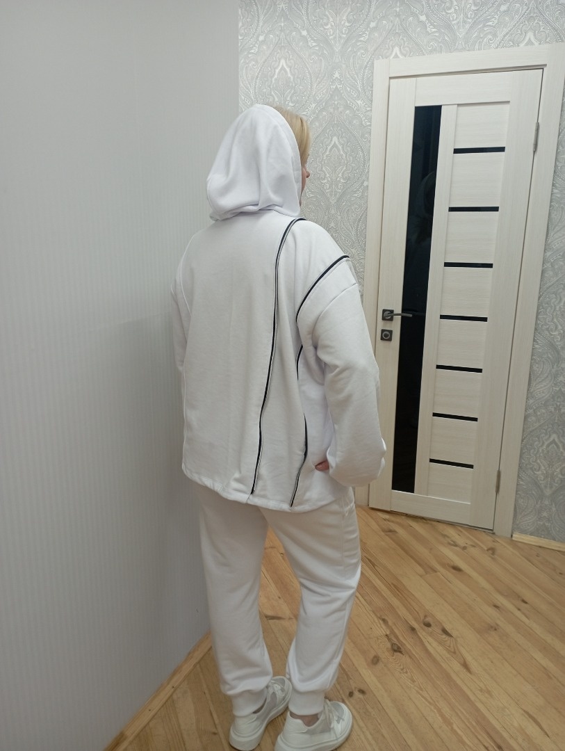 Толстовка Нунэ фото