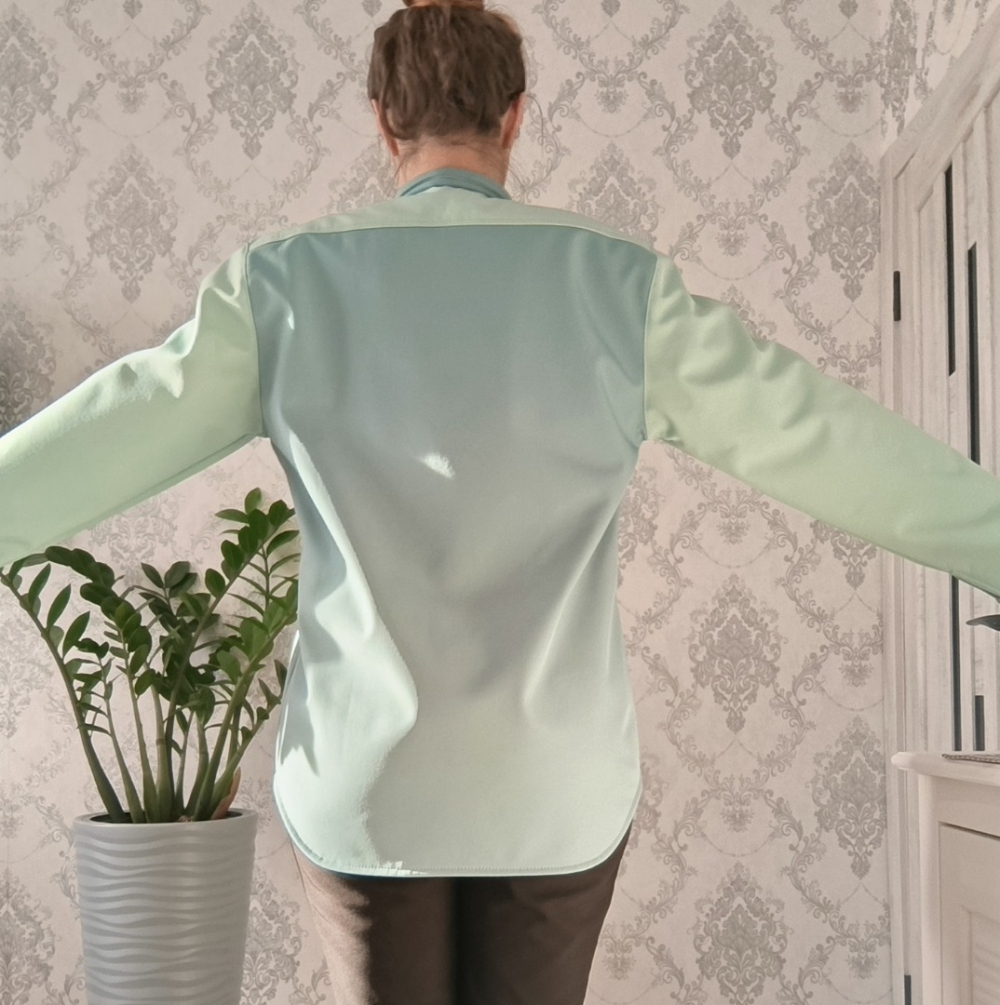 Рубашка-ветровка фото