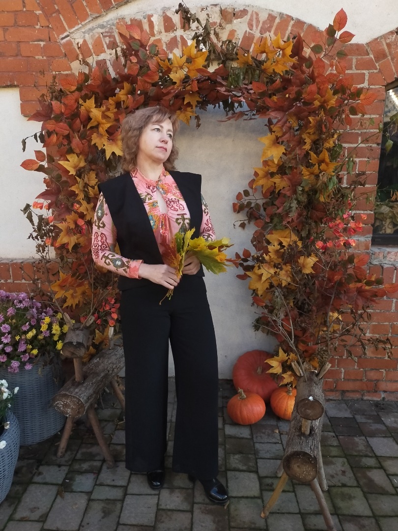 Осенний променад в костюме «Икигай» фото