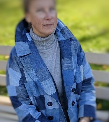 Джинсовое пальто из лоскутов фото