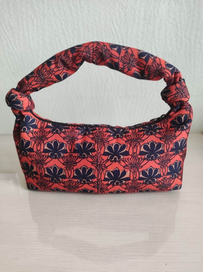 Сумка-хобо «Валери» фото