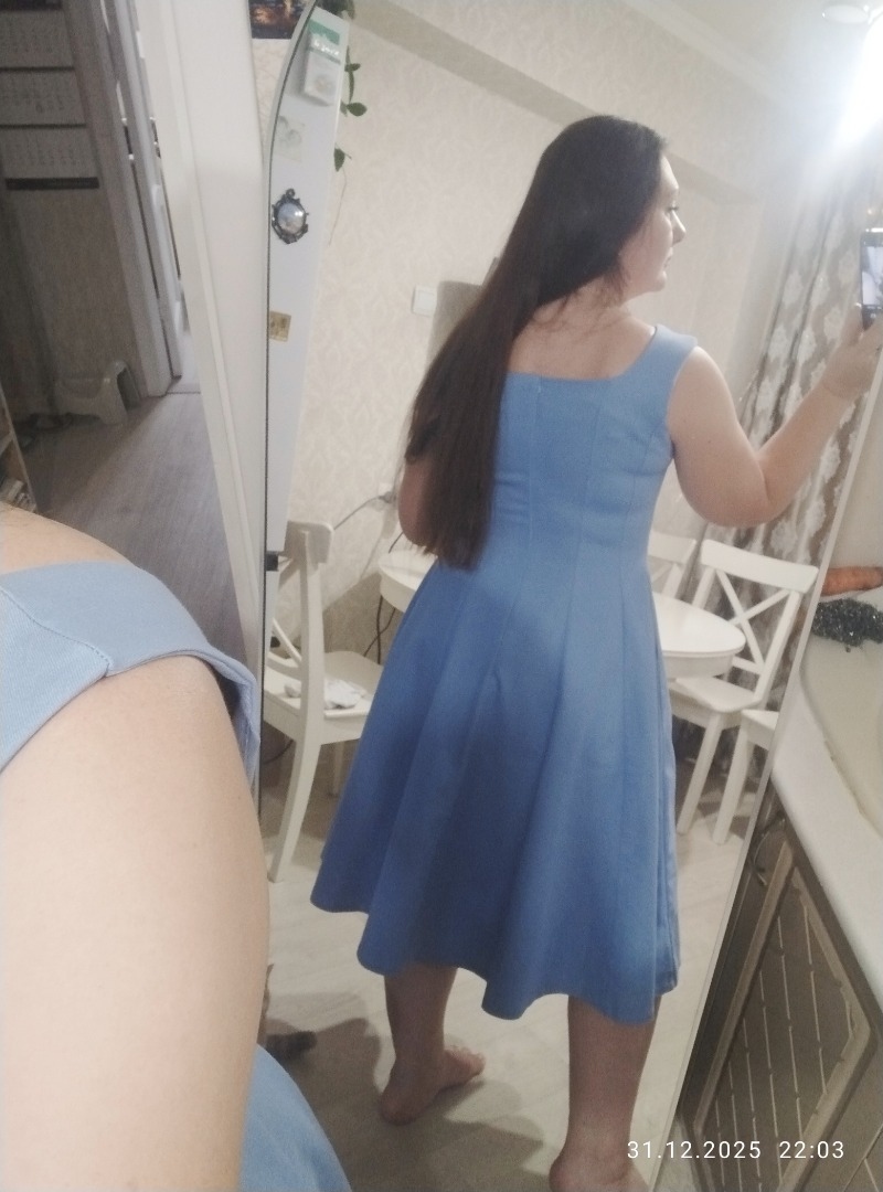 Удовольствие от полученного результата — джинсовый сарафан и в пир, и в мир фото