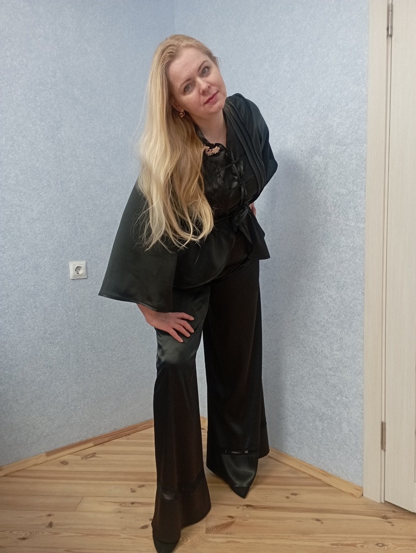 Брюки и блузка Икигай фото