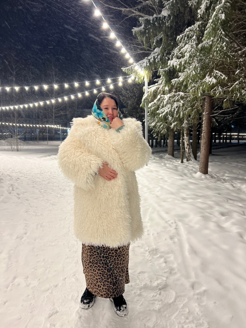 Зима, холода, поэтому в пошиве на первом месте - ШУБА ! фото