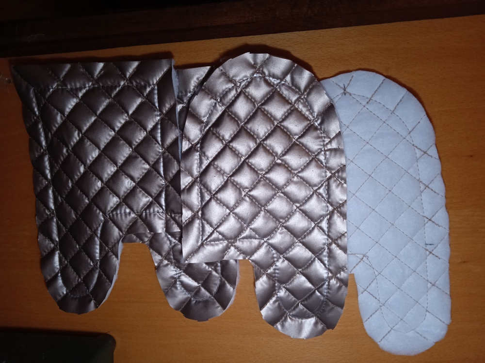 Рукавички под шапочку-ушаночку фото