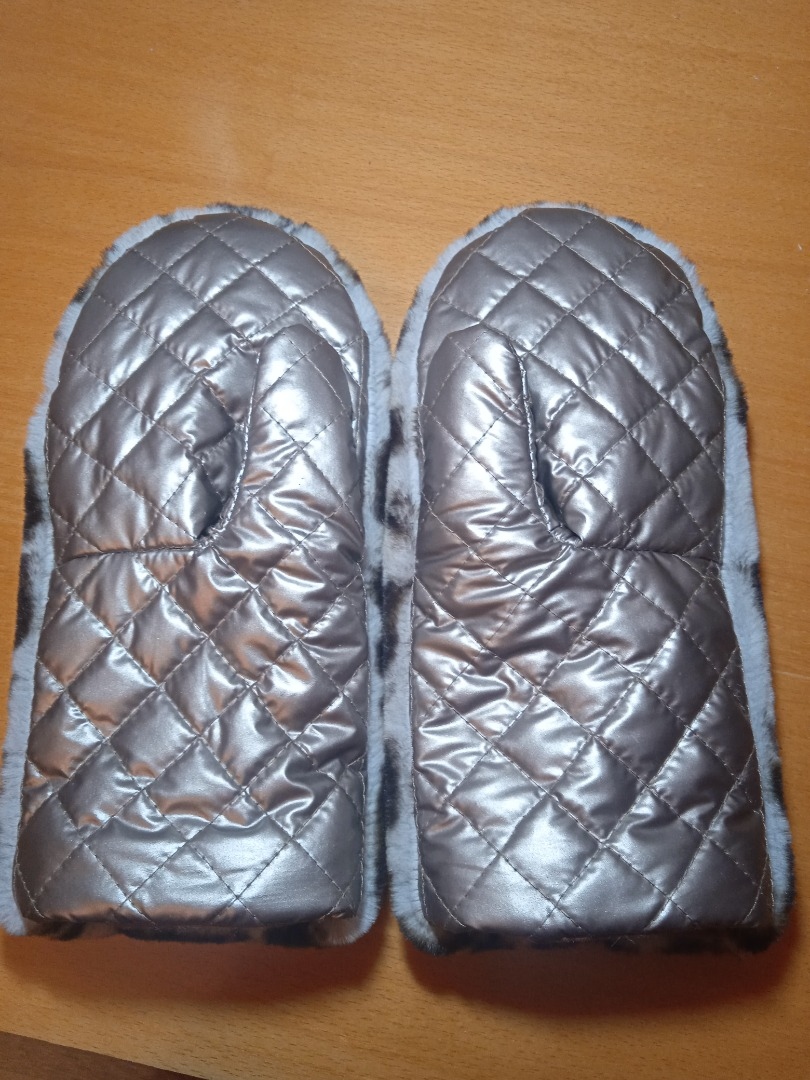 Рукавички под шапочку-ушаночку фото