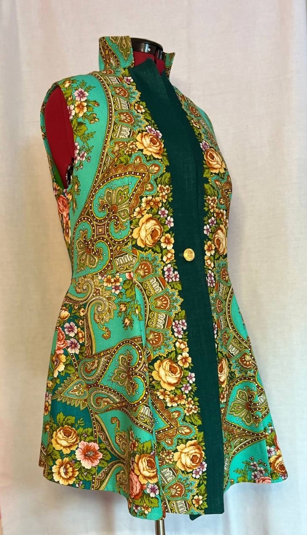 Красота павловопосадских платков в одежде фото