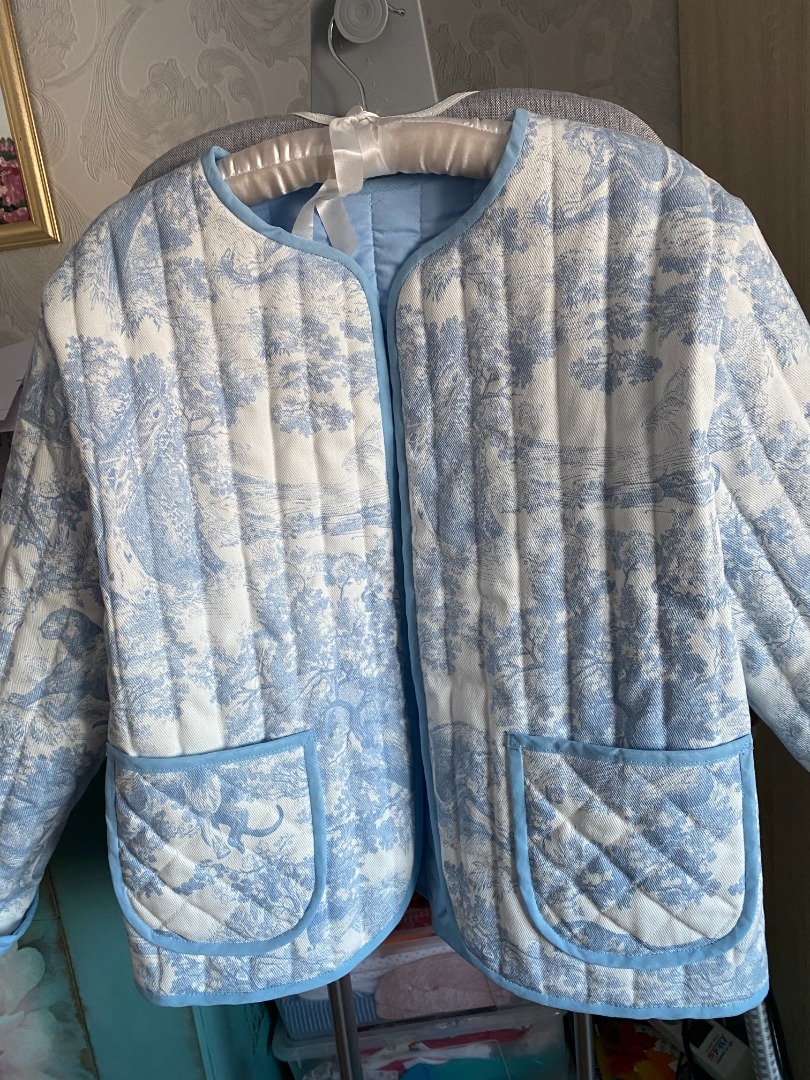 Фуфайка в стиле «Туаль де Жуи» фото